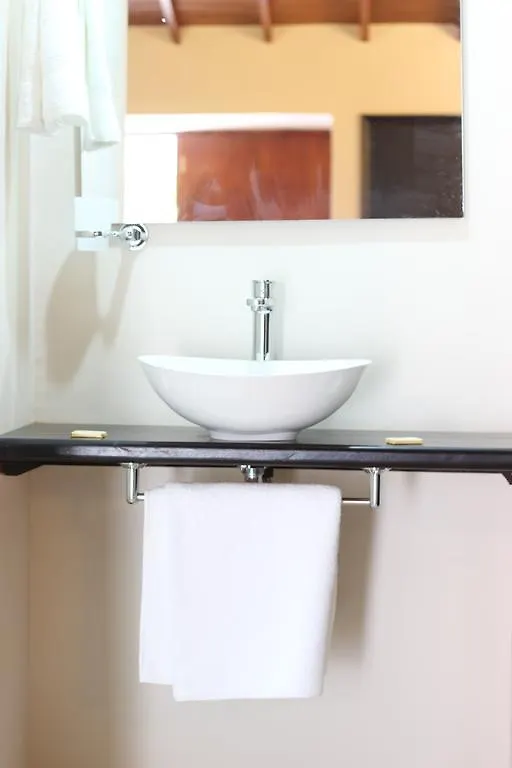 מדיין Hotel Casa La Fleur