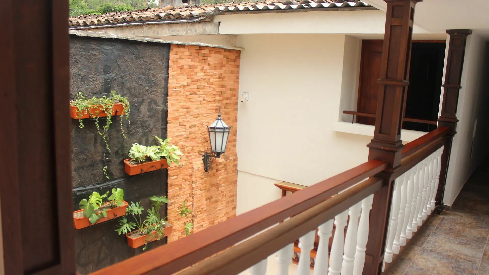 Hotel Casa La Fleur Medellin 2*,